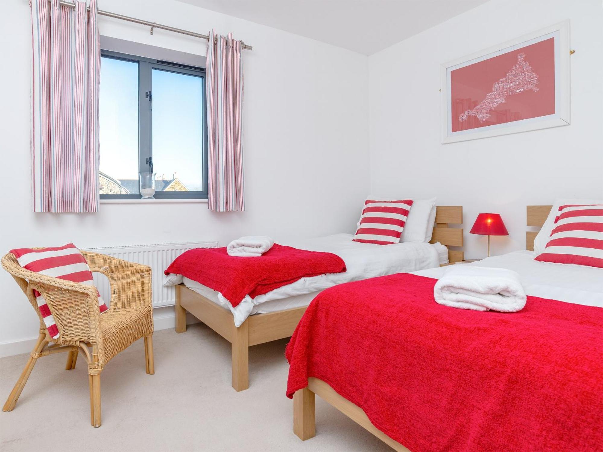 3 Waterwheel Apartment Чарлстаун Екстериор снимка